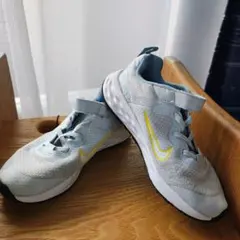 Nike ライトブルー スニーカー ベルクロ 20cm