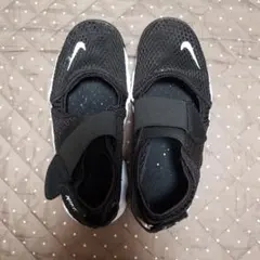 NIKE エアリフト　ブラック 23cm