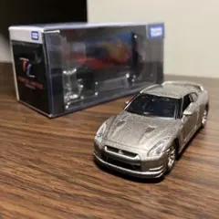 トミカ リミテッド　日産 GT-R R35 ダークメタルグレーのサムネイル