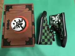 鬼滅の刃スニーカー28cm 特製箱付き