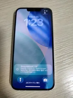 Apple iPhone 13本体 スターライトホワイト