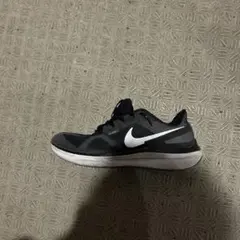 Nike ランニングシューズ 黒/白