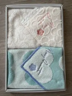 刺繍入りタオル・ハンカチ2枚セット