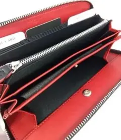 訳あり　新品未使用ですが　レザー 長財布 レッド/ブラック