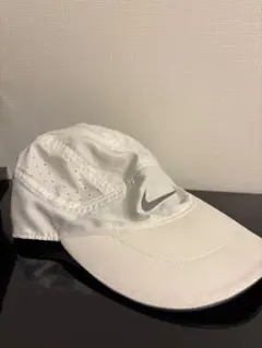 NIKE ランニング用キャップ　ホワイト
