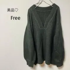 美品♡ Vネック グレーニットセーター　プルオーバー 長袖 Free
