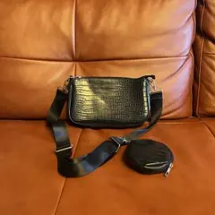 [未使用]ブラックショルダーバッグ 合成皮革 2ポケット