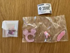 TWICE LOVELYS カラビナフロッキーマスコット　グミ&チャーム　モモ