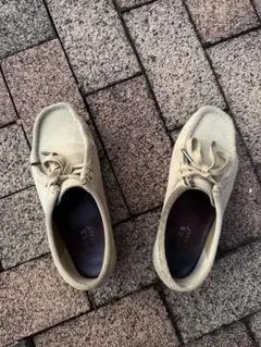 Clarks Wallabee beige