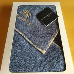 Burberryタオル ハンカチ 紺