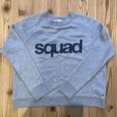 グレー スウェット squad ロゴ入り