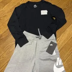 Nike 黒長袖Tシャツと灰色ショートパンツセット