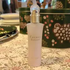 GUERLAIN CHERRY BLOSSOM 香水のサムネイル