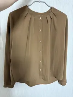 opaque.clip ブラウン　ブラウス