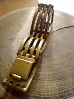 Item thumbnail for item c9001701-033d-4811-8fea-4ab353b7f32b