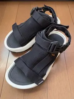 Teva スポーツサンダル ブラック×ホワイトソール