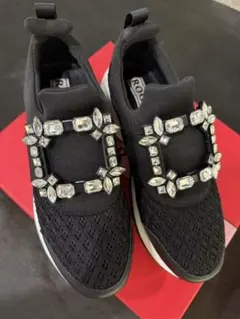2025年最新】ROGER VIVIER スニーカーの人気アイテム - メルカリ