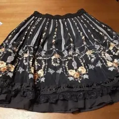 アクシーズファム　axes femme　香水瓶、蝶、花柄　スカート　ネイビー