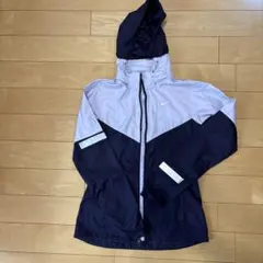 NIKE ランニングウェア　ウィンドブレーカー