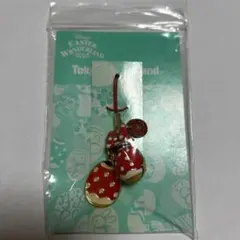 ディズニー　エッグチャーム　M