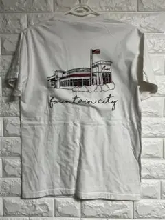 アメリカ ファストフードチェーン チックフィレ TシャツS