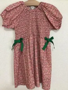【美品】LE DODO 花柄　スモッキングデザインワンピース　90のサムネイル