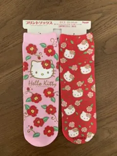 新品　Sanrio プリントソックス