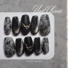 ブラック大理石×マグネット×ゴールドチェーン ネイルチップ