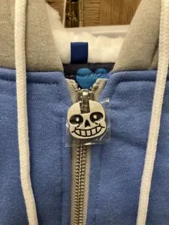 【未使用】サンズのパーカーM UNDERTALE」－ サンズのパーカー - Fangamer Japan