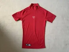 Under Armour レッド ハイネック アンダーシャツ サイズMD