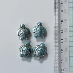 《在庫ラスト》ハンドメイド　ウミガメ　ビーズ　4個セット　ターコイズ　シルバー