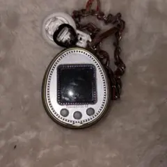 そ*も様 【即日発送】たまごっちストラップ付き　ジャンク品