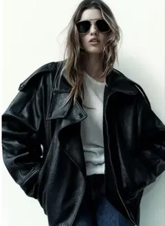 ZARAフェイクレザージャケット ブラック