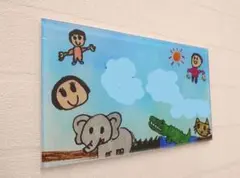 お子さまの絵を背景にしたアクリル表札＊4辺45度斜めカット＊ＵＶ印刷のサムネイル