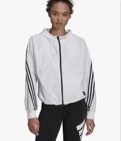 adidas フューチャー アイコンズ ウーブン ウィンドブレーカー