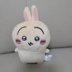 ちいかわ うさぎ　play charm スマホスタンド　プレイチャーム
