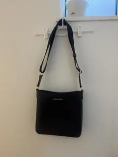 【美品】MICHAEL KORS ブラック ショルダーバッグ