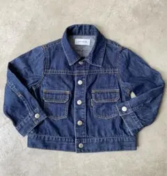 Item thumbnail for item ba8e9e6f-3ce2-449b-8efd-6cf3f57cf332