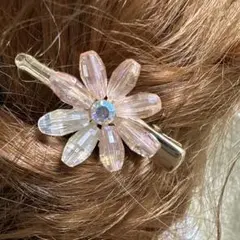 特価一点☆✴︎ヘアピンコーナー172Gキラキラクリスタルストーン付花のヘアピン高級