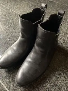 アシックスブーツ