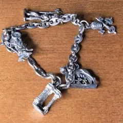 ビンテージ風シルバーチャームブレスレット