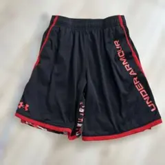 UNDER ARMOUR ハーフパンツ 150cm レッド ブラック