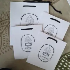 Item thumbnail for item 528e57ed-83c6-48a0-9f0a-e9a243ec6f9c