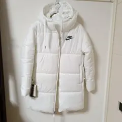 新品未使用Nike フード付きホワイトロングコートベンチコートリバーシブル