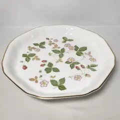 【ほぼ未使用】ウェッジウッド ワイルドストロベリー プレート 皿 24cm