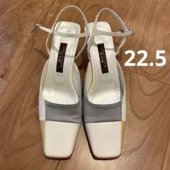 パンプス　RIZ スクエアトゥ　22.5cm ベージュのサムネイル