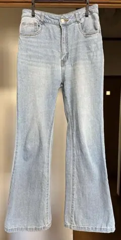 ブーツカットデニム ライトブルー