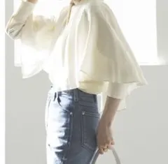 2025年最新】ケープブラウス nobleの人気アイテム - メルカリ