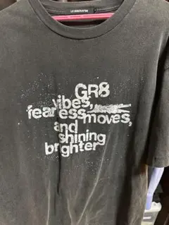 LE SSERAFIM ルセラフィム GR8 コラボ Tシャツ