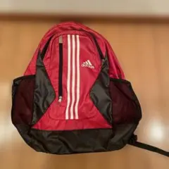 adidas 赤黒 ストライプ リュック
